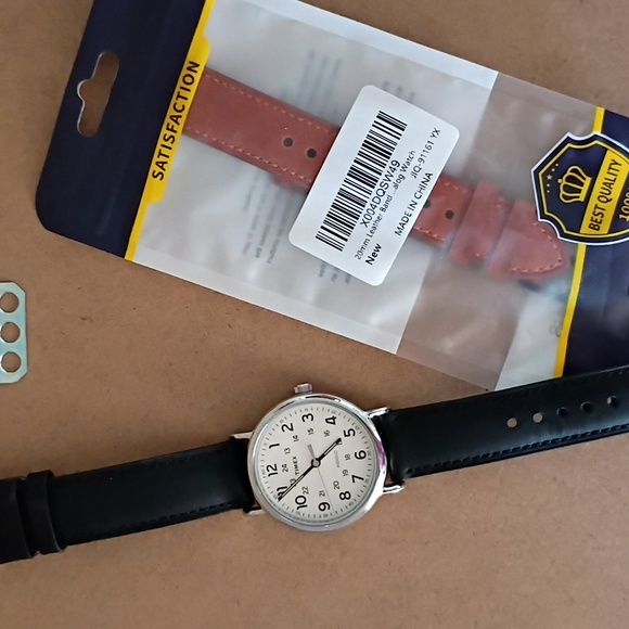 Timex Men's Easy Reader Watch + Extra Band - Picture 1 of 7